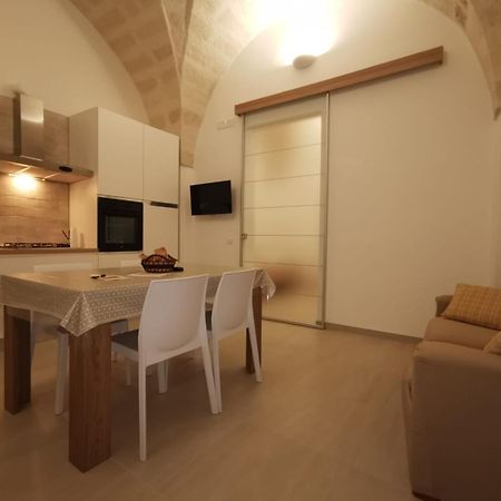 A Casa Di Tina Apartment Crispiano Bagian luar foto