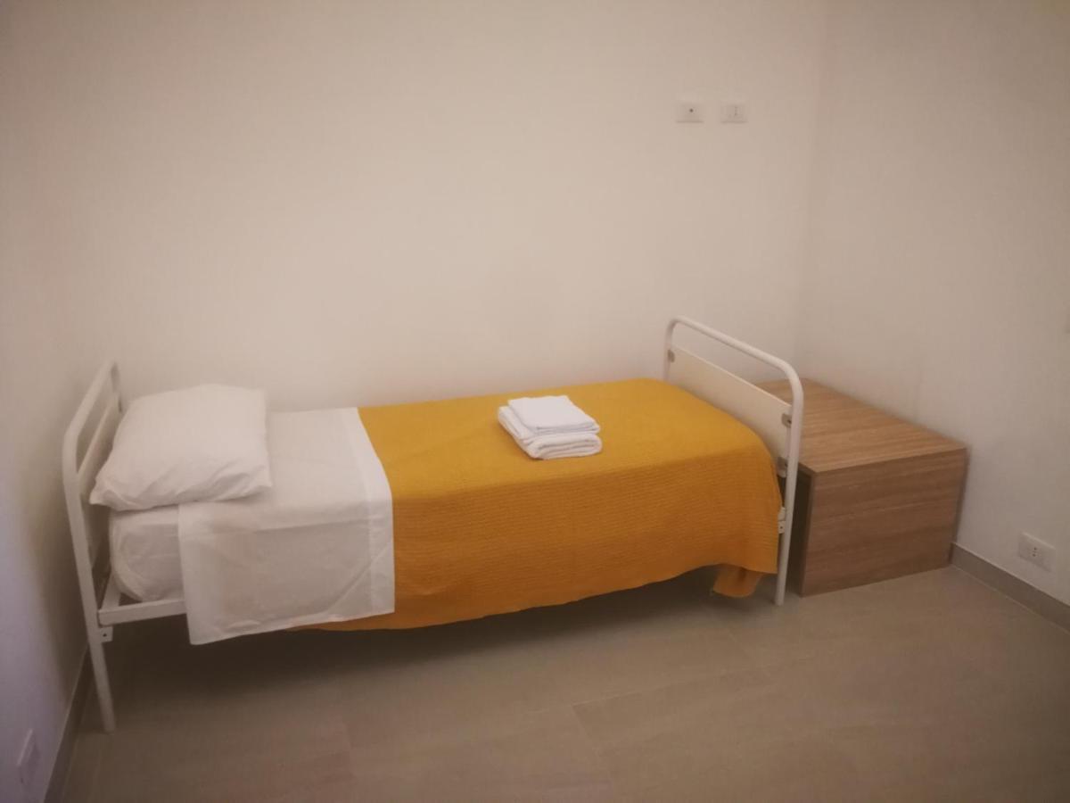 A Casa Di Tina Apartment Crispiano Bagian luar foto